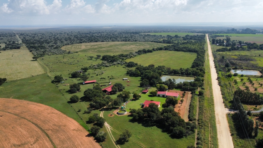 4 Bedroom Property for Sale in Jan Kempdorp Rural Northern Cape